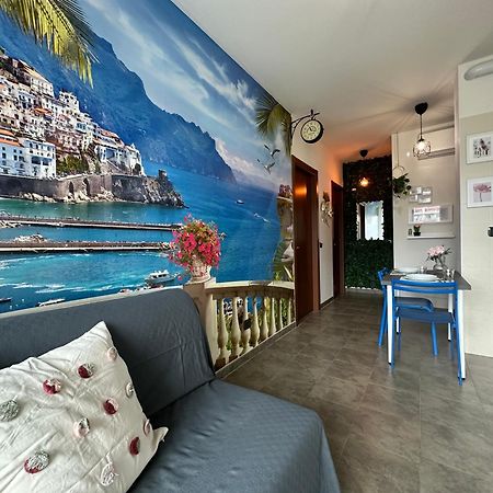 Il Gabbiano Savona "Luxury House" - Wifi, Parking, Shopping Center Exterior foto