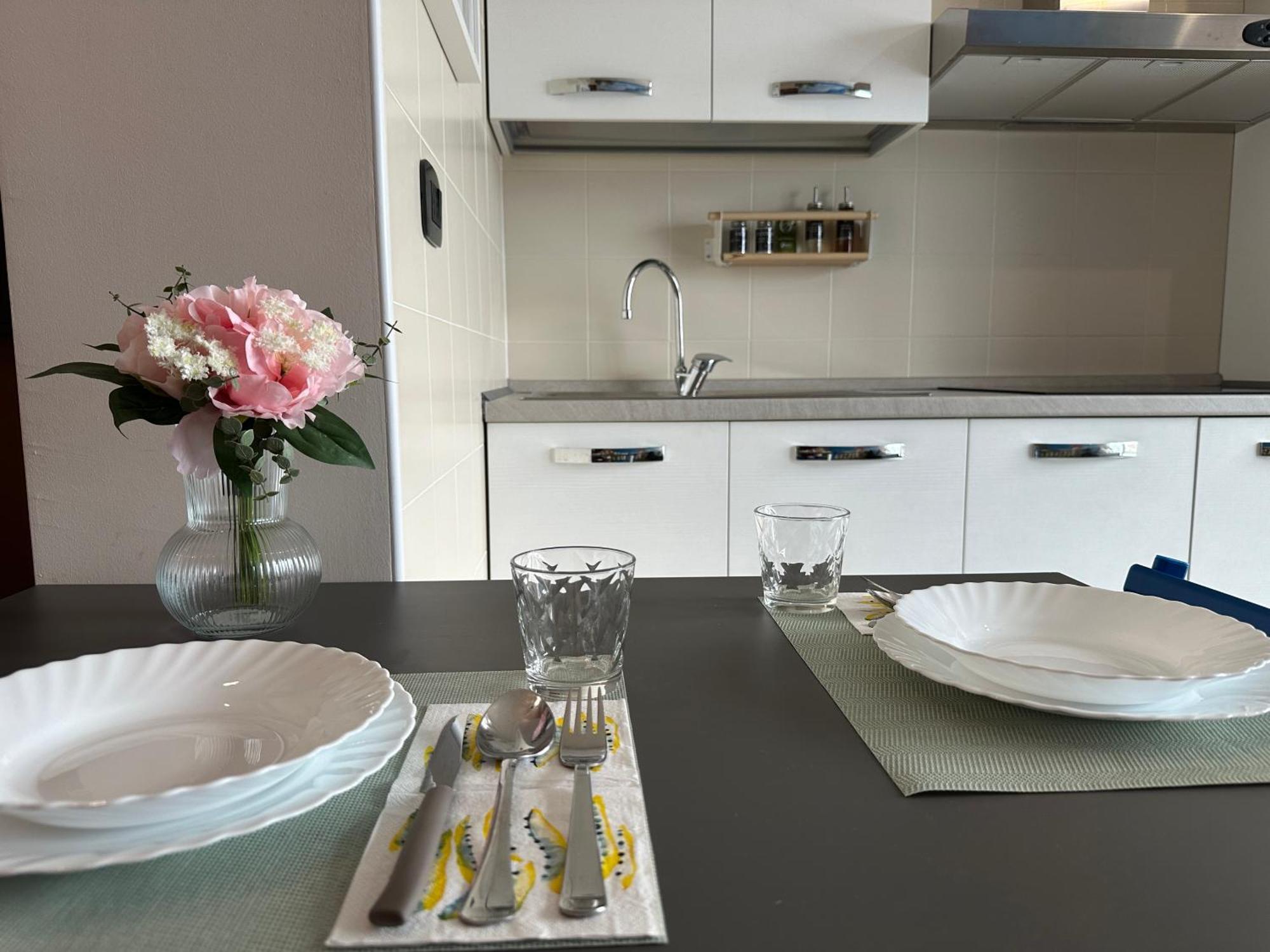 Il Gabbiano Savona "Luxury House" - Wifi, Parking, Shopping Center Exterior foto